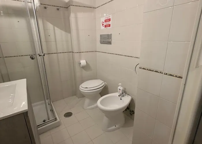 Dimora Cavour 1810 Gasthof Civitavecchia