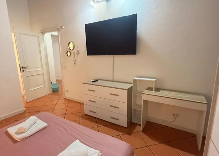 Dimora Cavour 1810 4* Civitavecchia