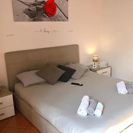 בית הארחה Dimora Cavour 1810 צ'יוויטווקיה