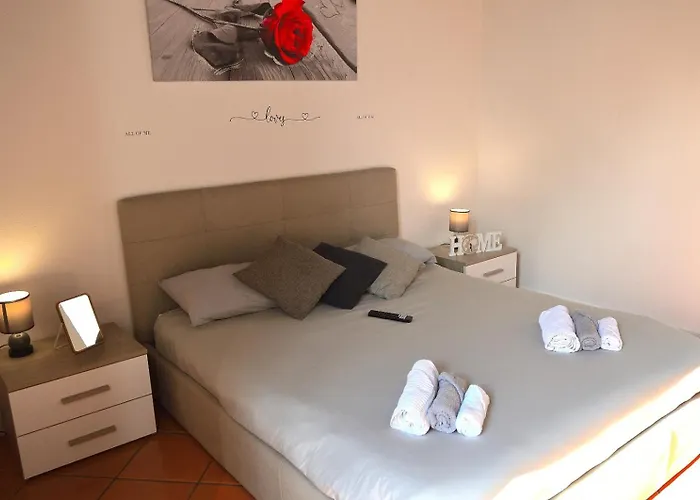 בית הארחה Dimora Cavour 1810 צ'יוויטווקיה